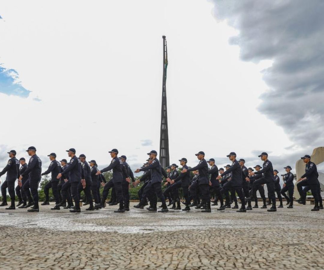 Aprovado reajuste salarial para as forças de segurança do DF
