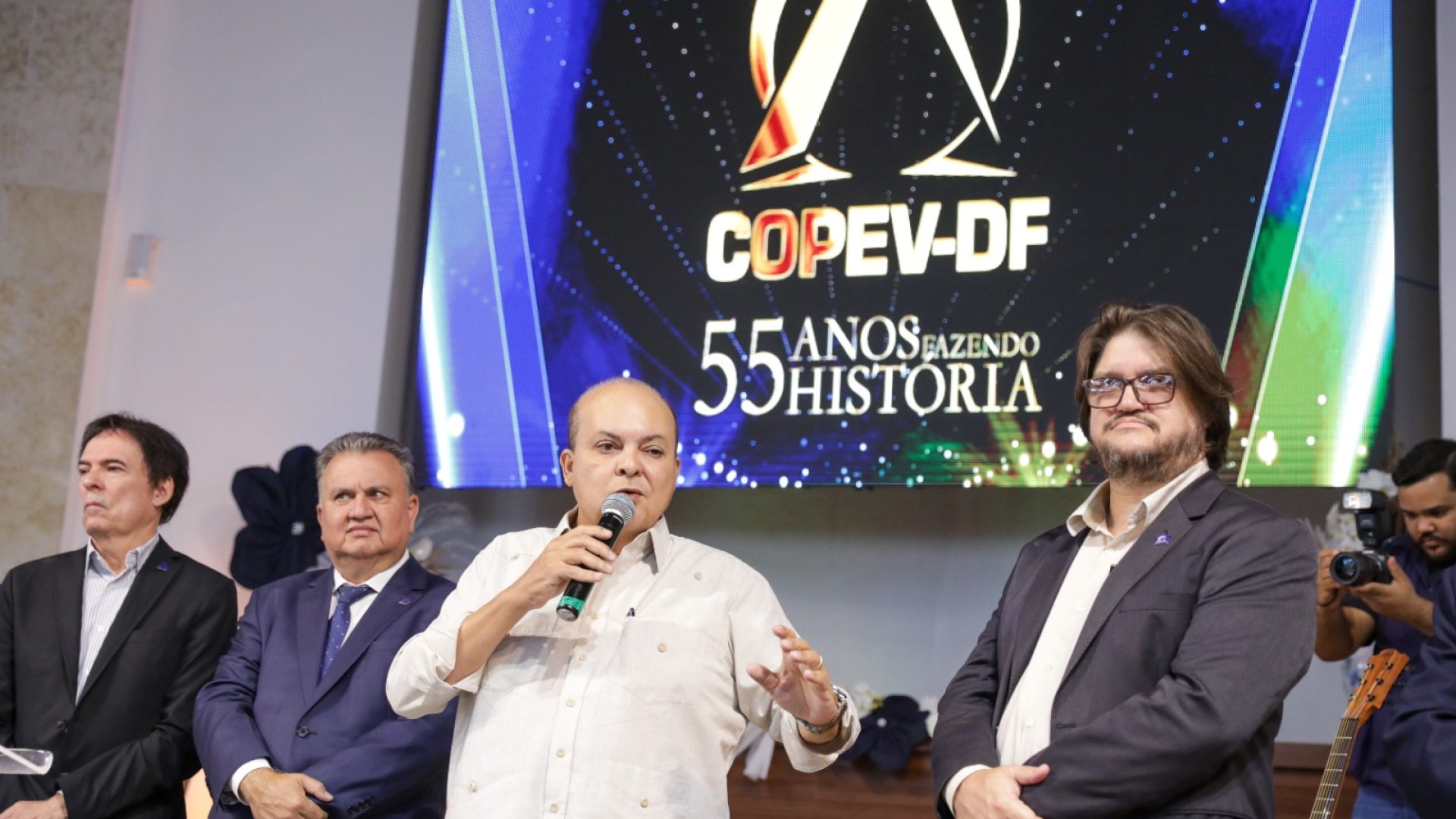 Ibaneis enaltece trabalho das religiões junto à população em café da manhã com pastores