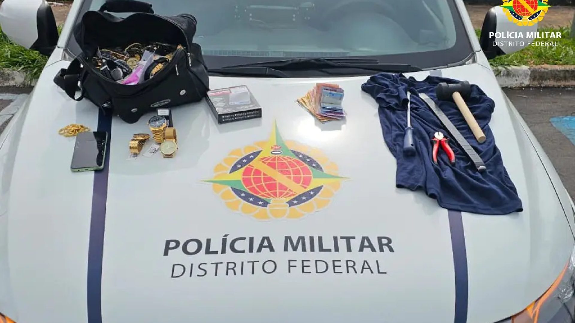 Homem é detido após furto em loja de shopping no DF