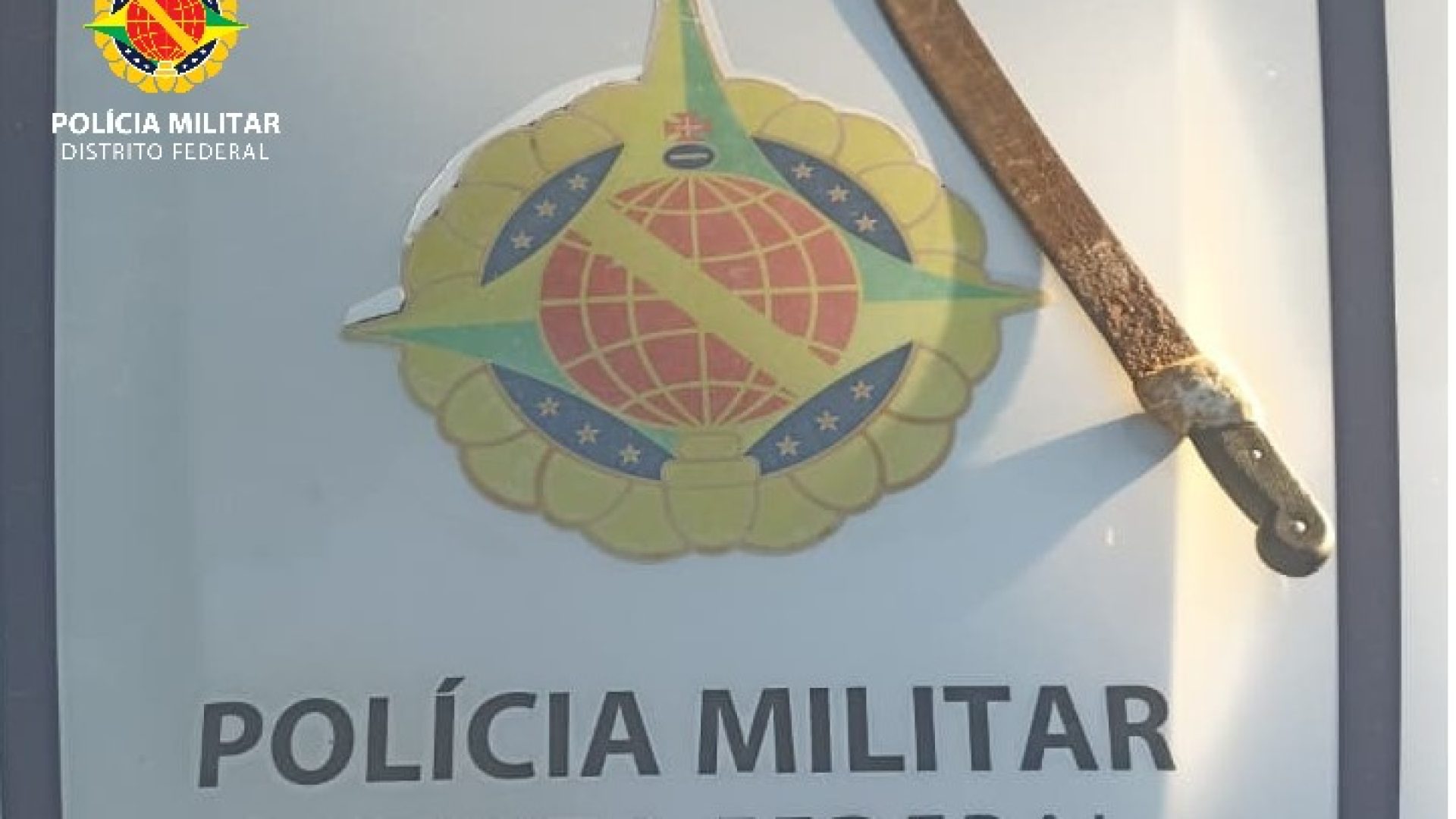 Homem é detido após ameaçar vítimas com facão no Park Way