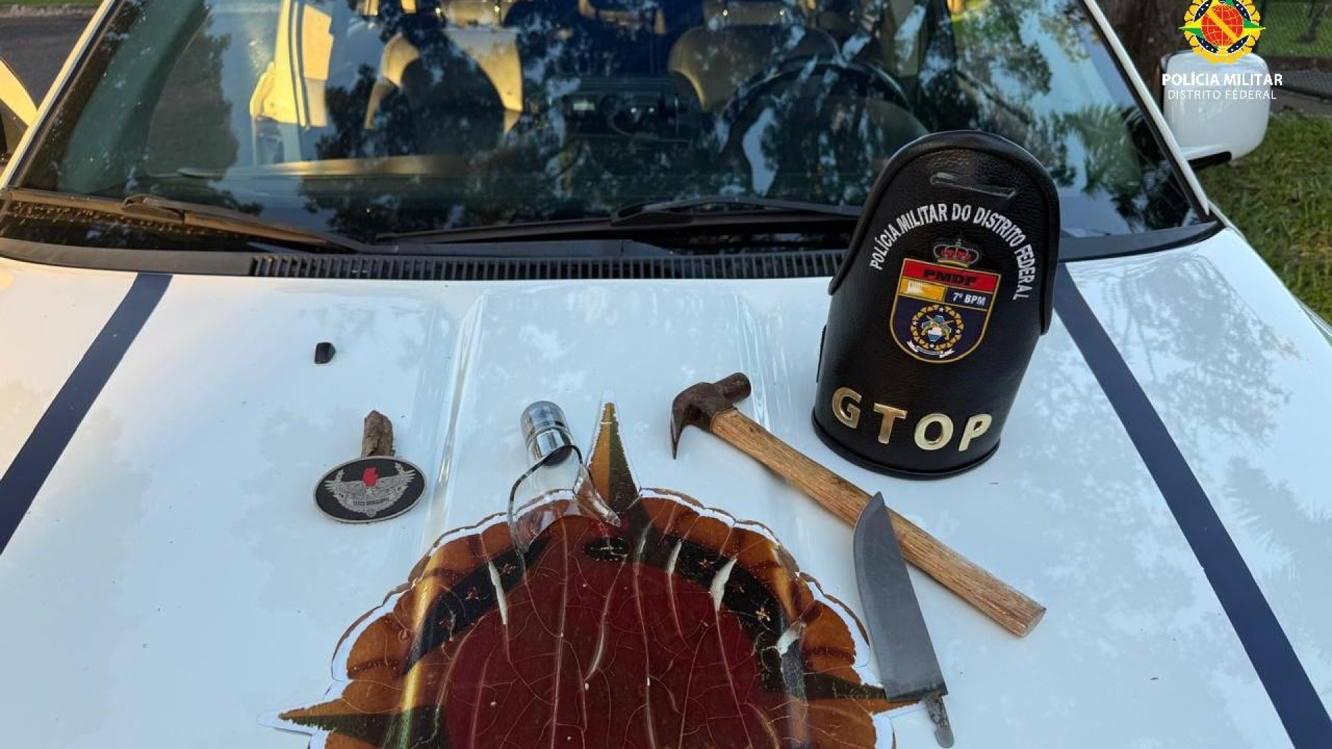 Homem é preso no Cruzeiro por ameaçar ex-companheira no local de trabalho