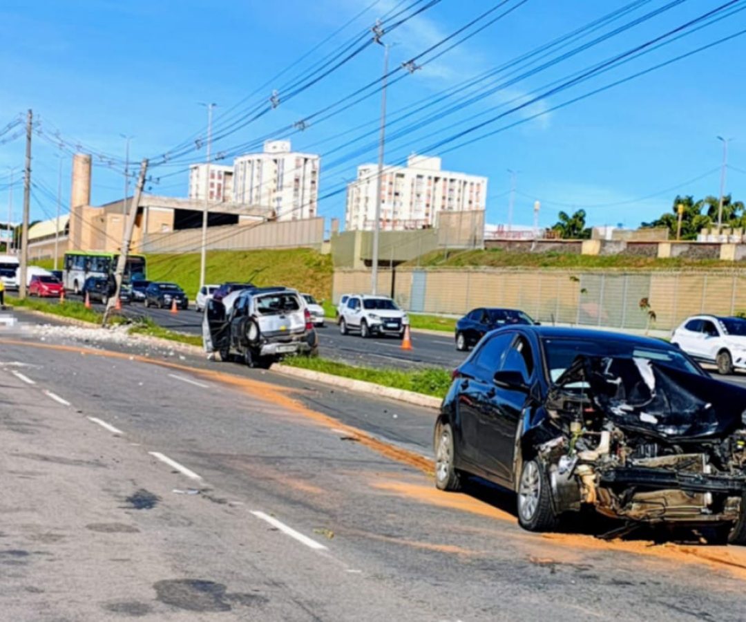 Motociclista morre em acidente envolvendo três veículos em Taguatinga
