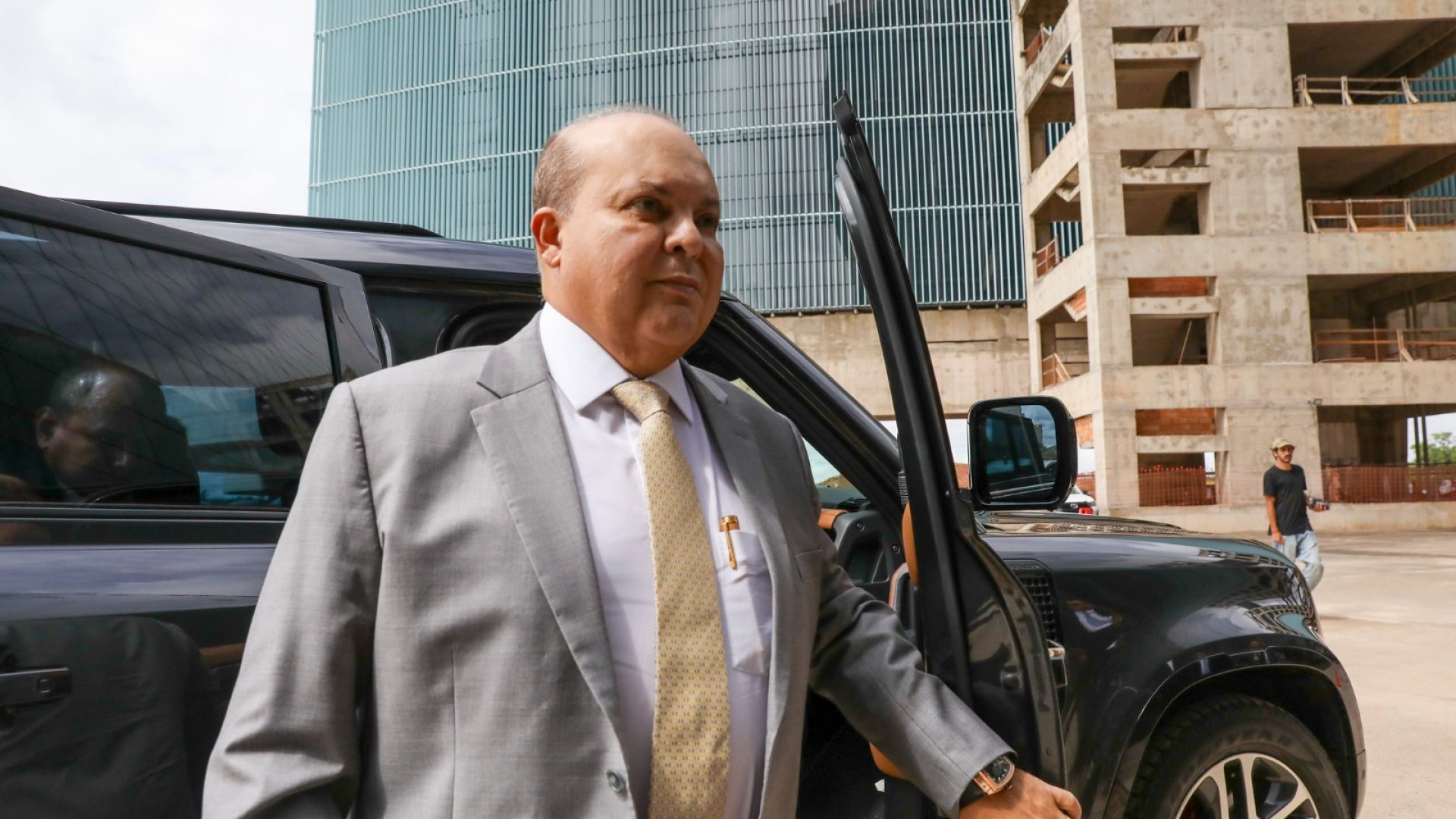 Ibaneis Rocha lamenta morte de adolescente após agressão