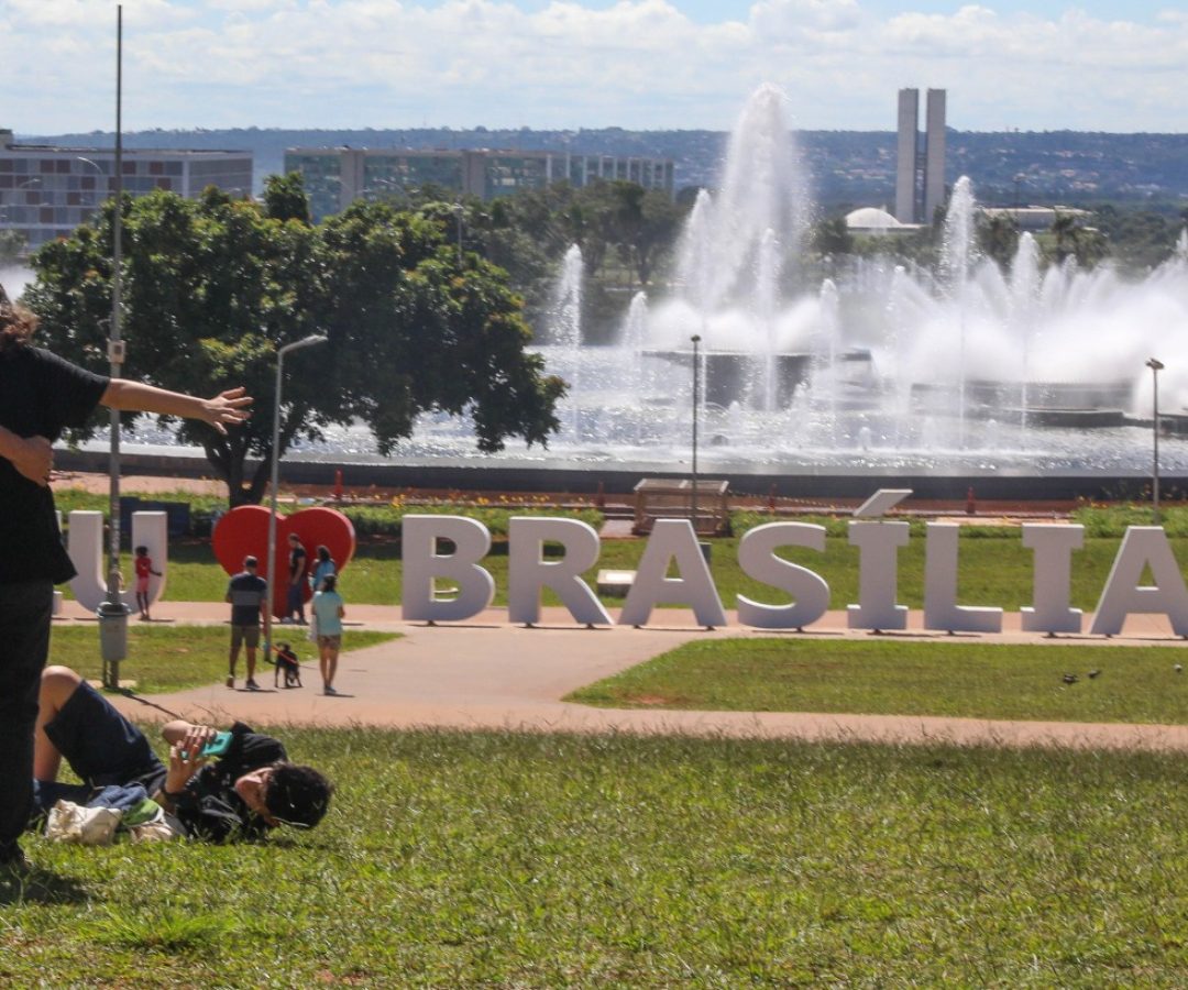 Centros de atendimento ao turista em Brasília orientam foliões no Carnaval