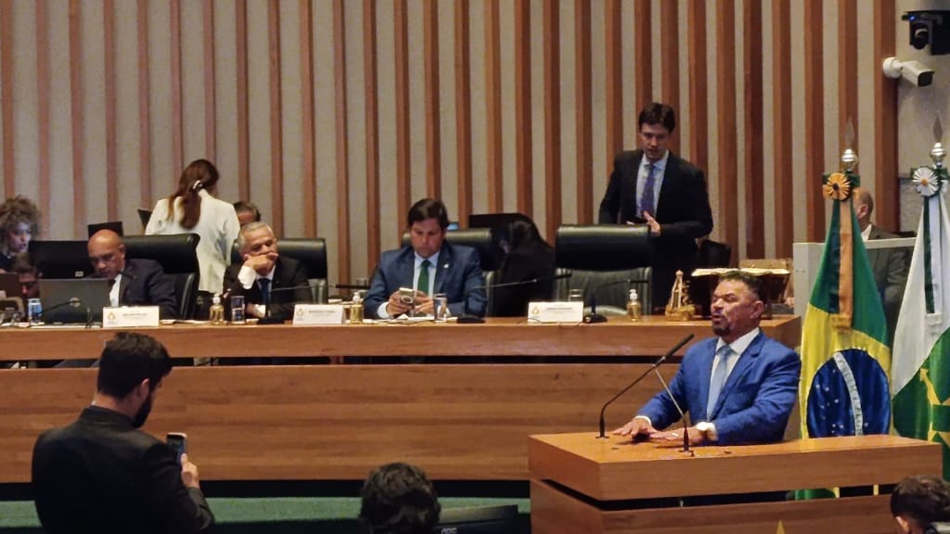 Câmara Legislativa aprova projeto para salvar o BRB