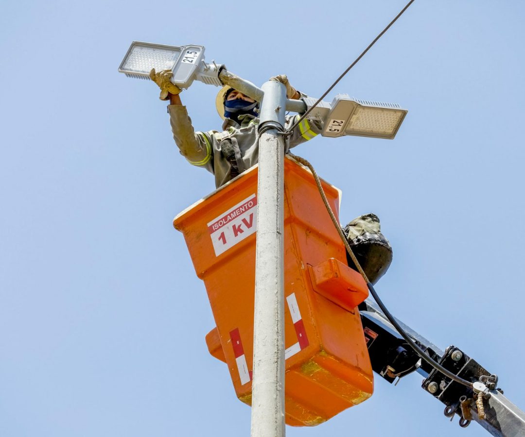 Iluminação LED atinge 97% dos postes no Distrito Federal
