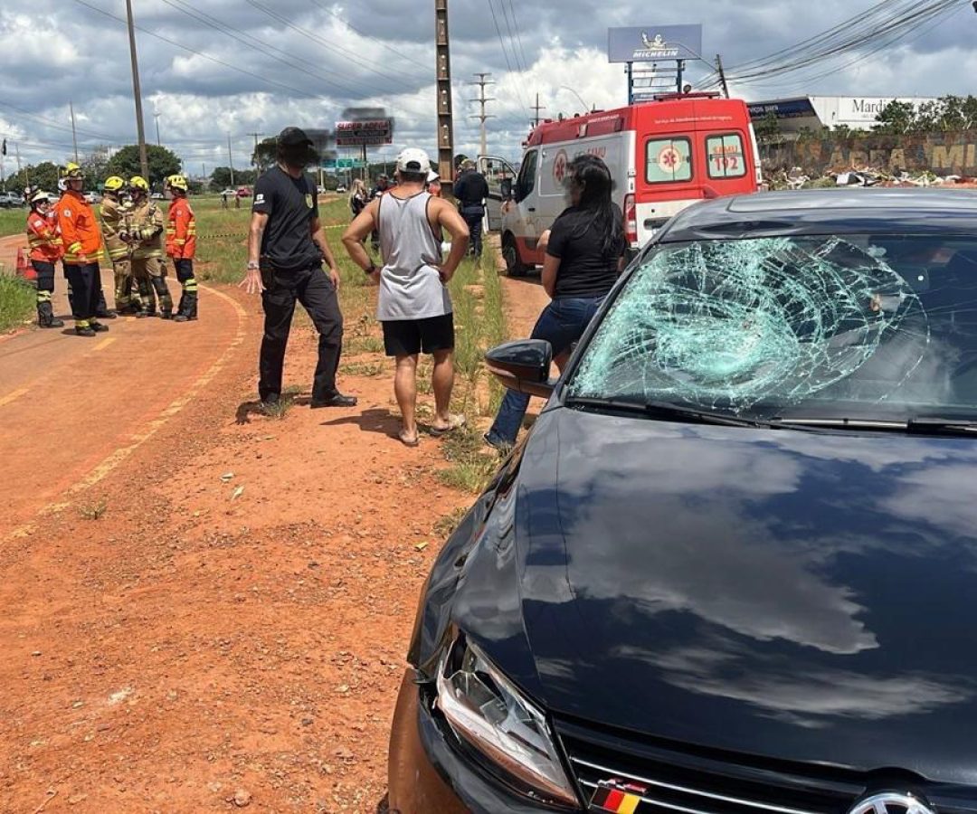 Pedestre morre após atropelamento na EPNB, no Riacho Fundo