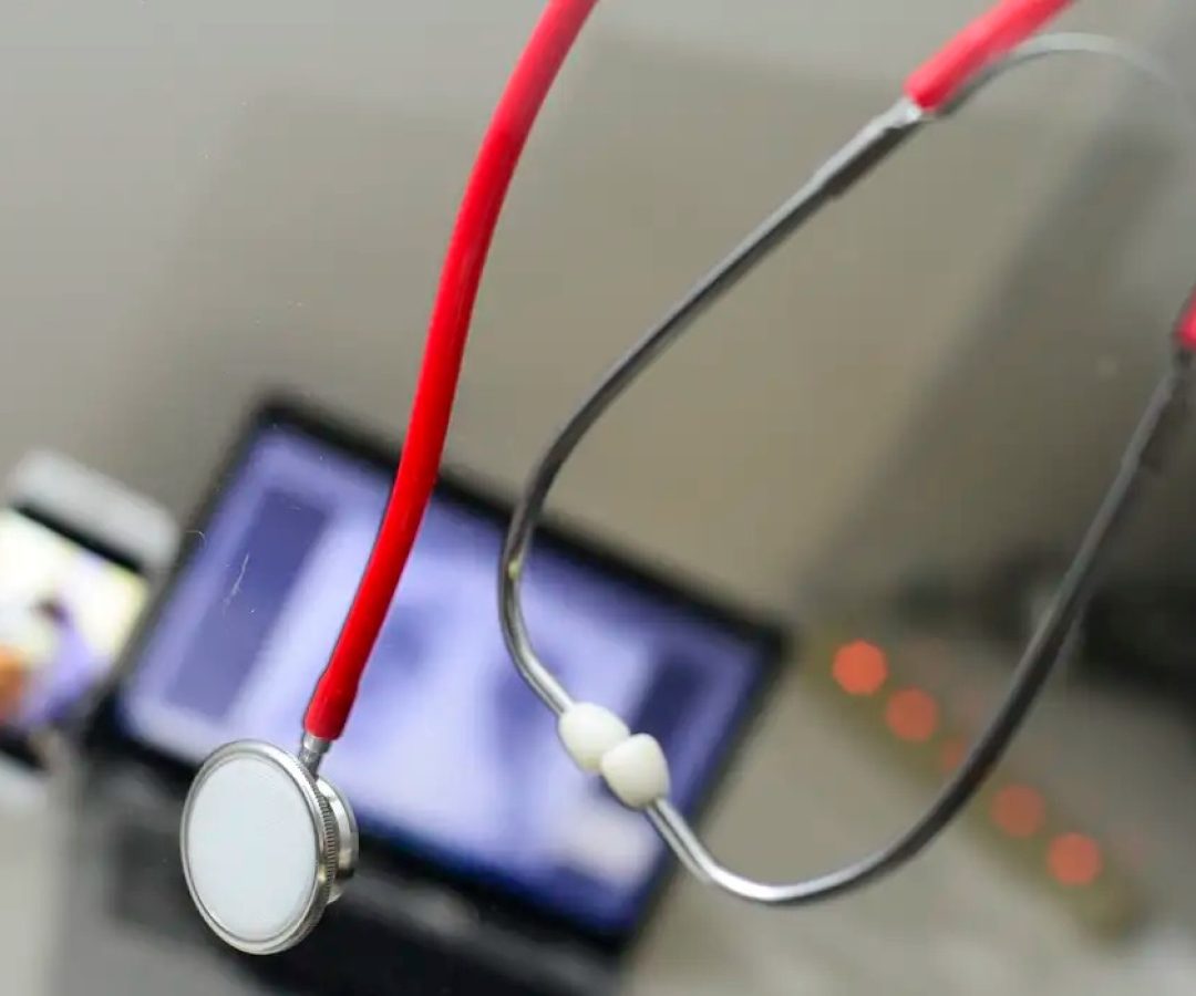 AgSUS e FMUSP abrem mil vagas para curso gratuito de saúde digital na APS