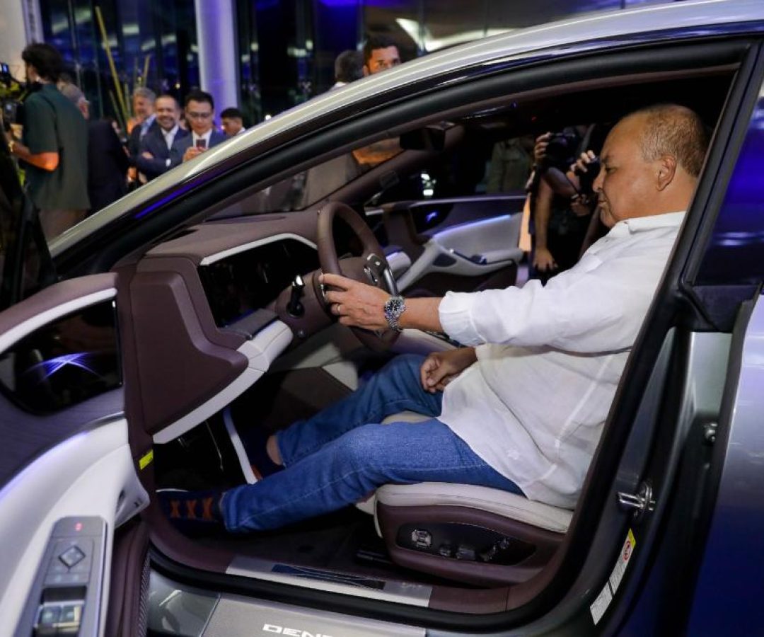 Ibaneis Rocha inaugura primeira concessionária Denza em Brasília