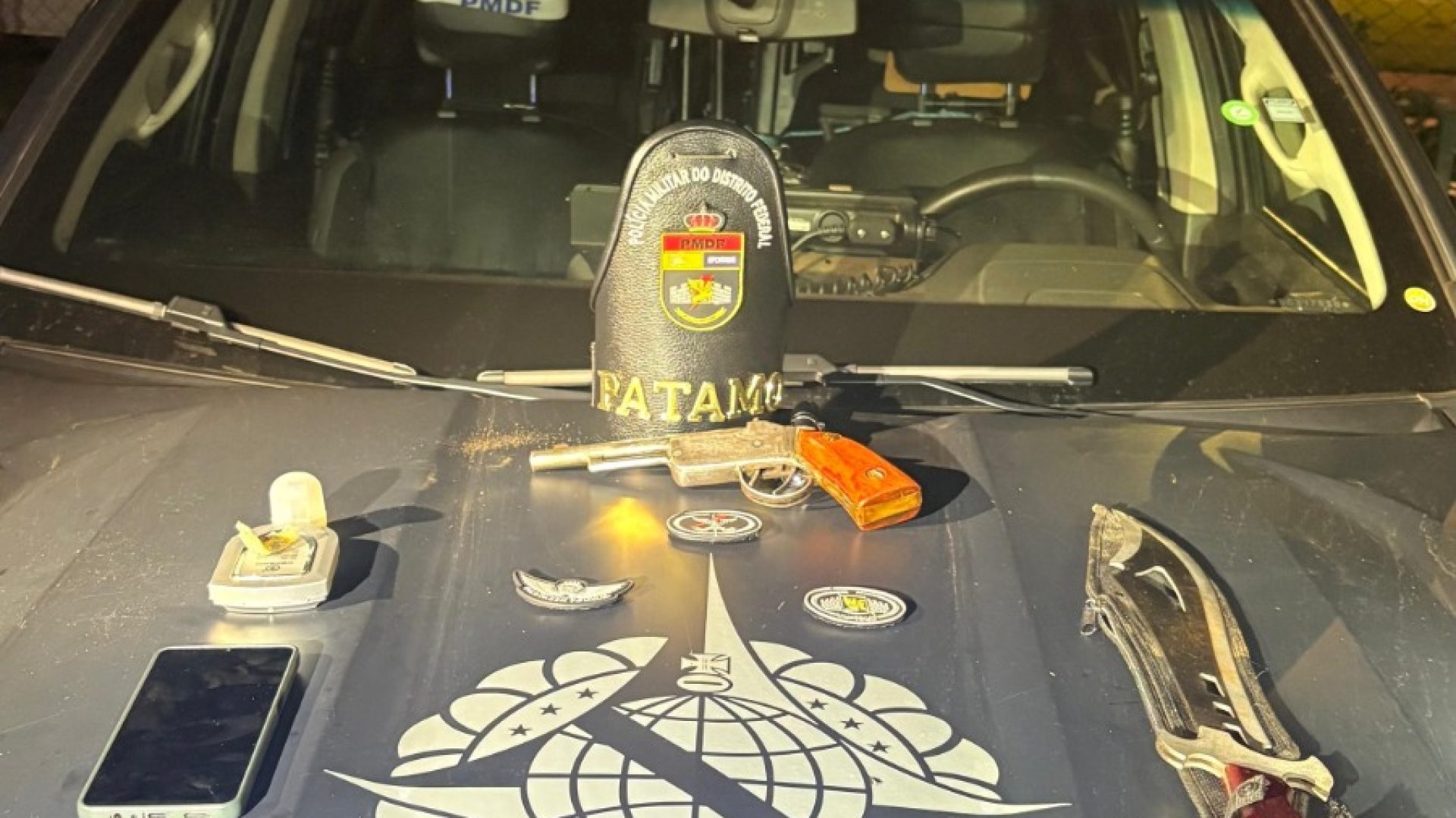 PMDF detém dois homens por porte ilegal de arma após denúncia de tiros no Recanto das Emas