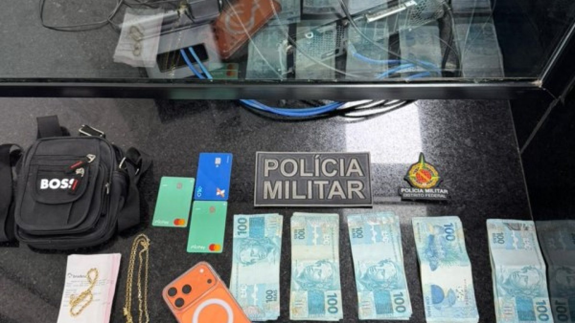 Homem é detido após realizar depósitos suspeitos em banco de Sobradinho