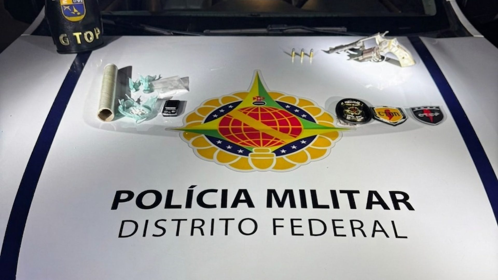 Jovem de 19 anos é pego com arma e drogas em São Sebastião