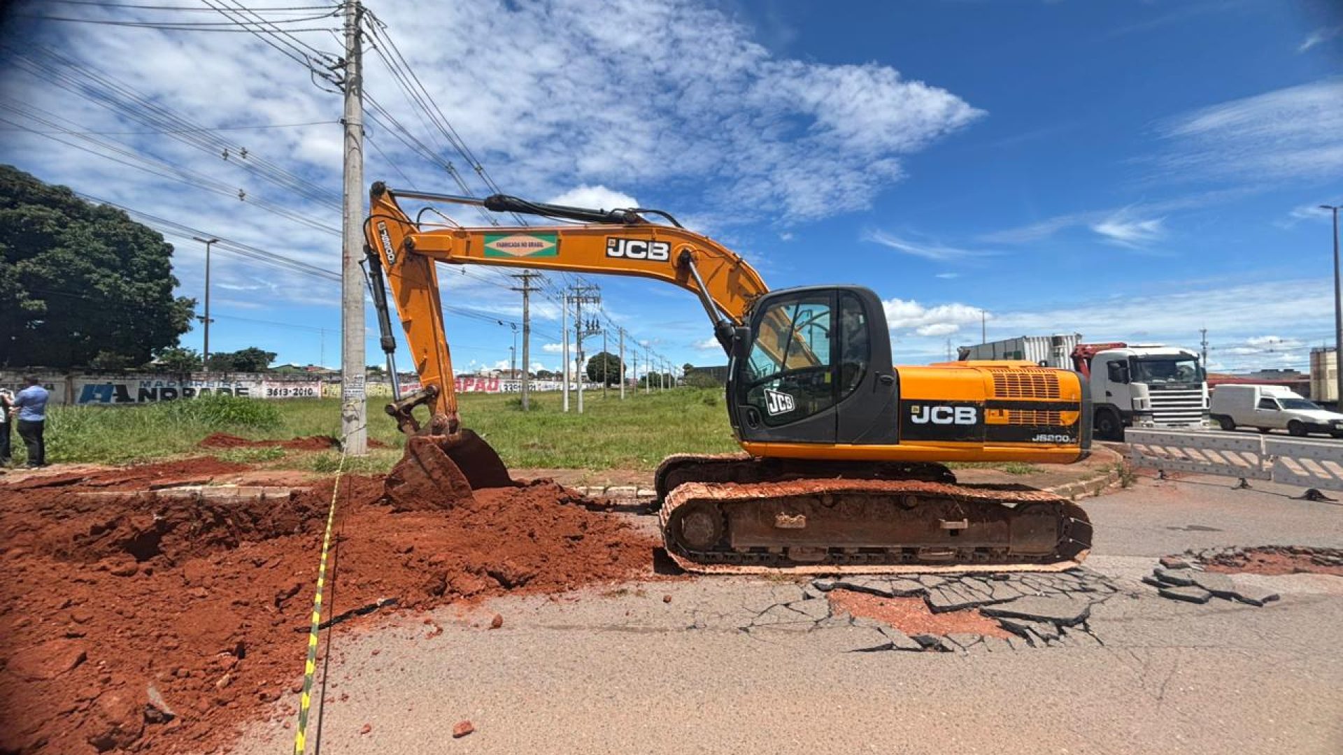 Força-tarefa em Ceilândia remove detritos após chuvas intensas