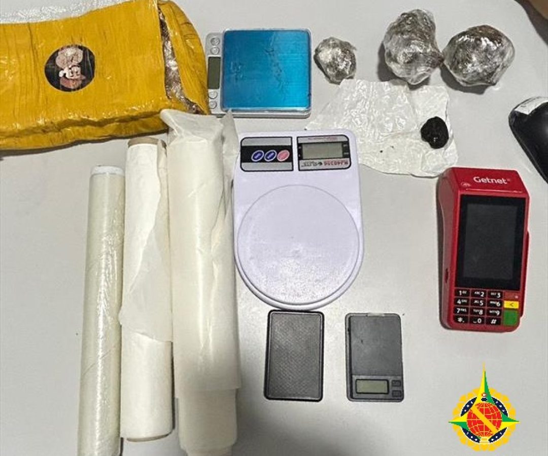 ROTAM prende homem por tráfico e apreende drogas em Valparaíso (GO)