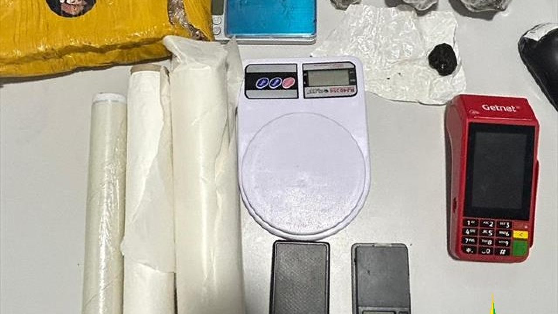 ROTAM prende homem por tráfico e apreende drogas em Valparaíso (GO)