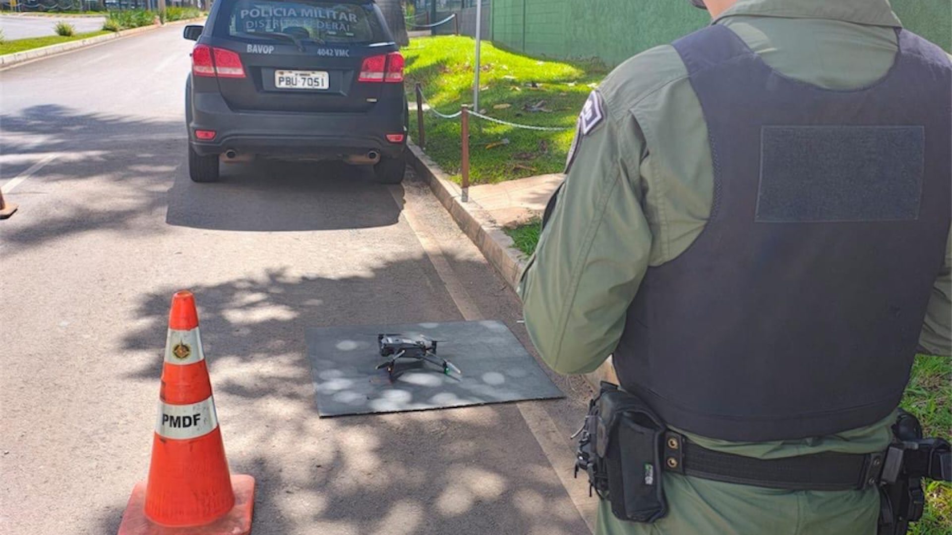 PMDF atua contra uso irregular de drones próximo à casa de Bolsonaro no DF