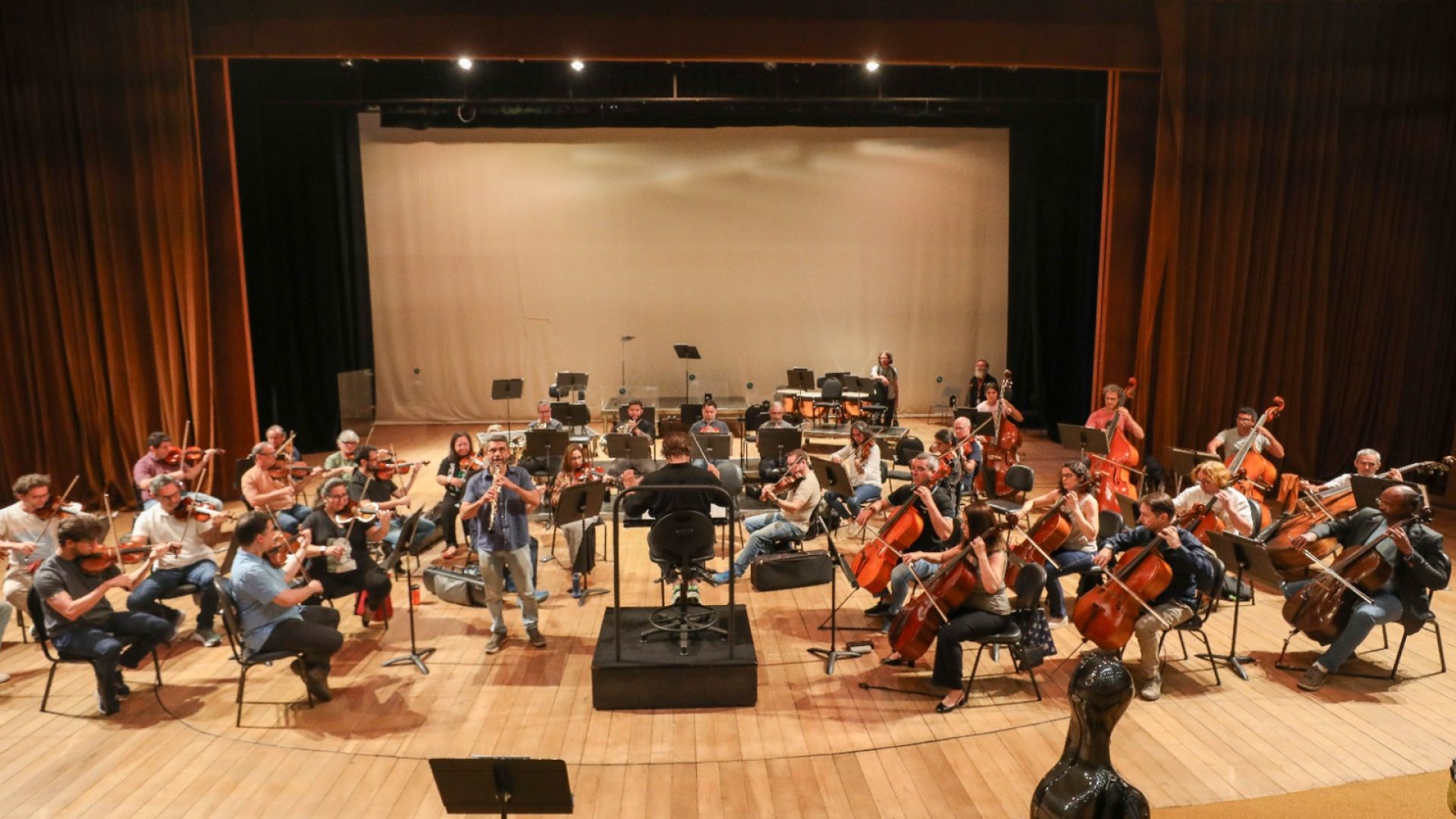 Orquestra Sinfônica celebra um ano de retorno ao Teatro Nacional com recorde de público