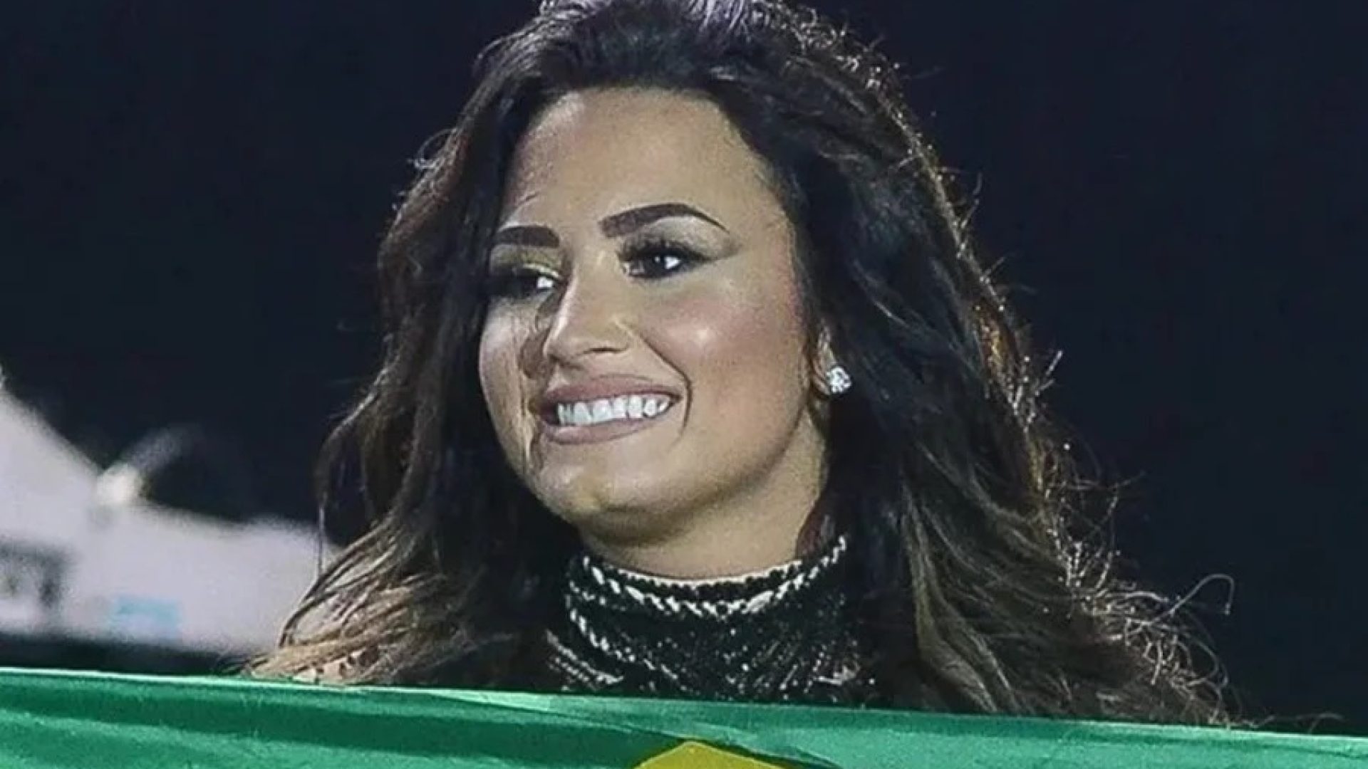 Demi Lovato publica álbum de fotos no Brasil e se declara: ‘Amo meus fãs. Amo brigadeiro’