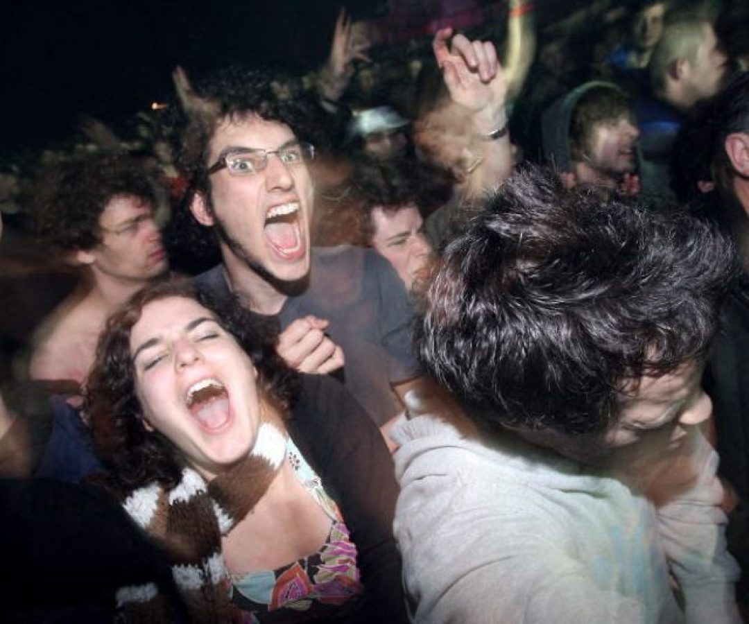 Como o Punk moldou a rebeldia brasileira em 50 anos, com vinil e alta costura