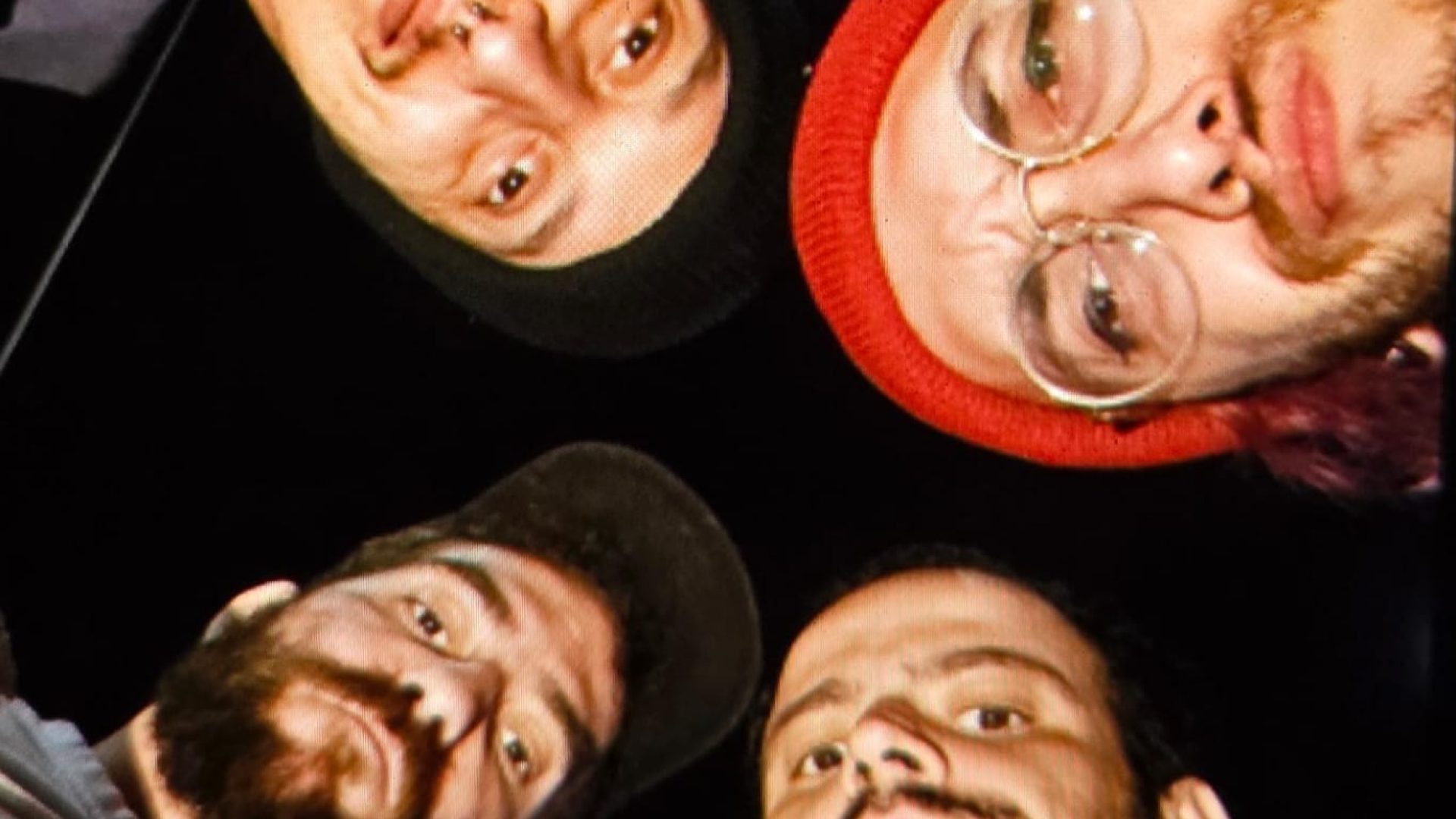 Allpacas lança álbum de estreia com influências hardcore e post-punk