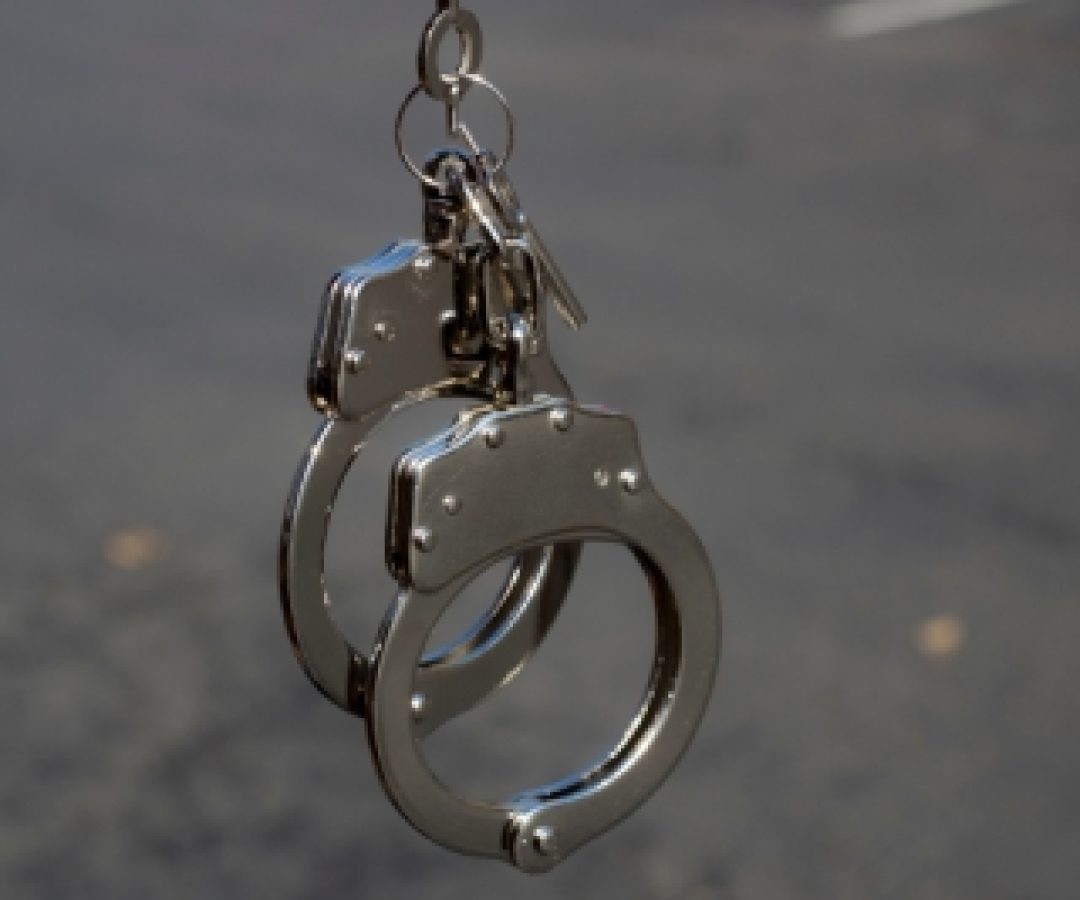 PCDF prende dois por extorsão após apreensão de drogas