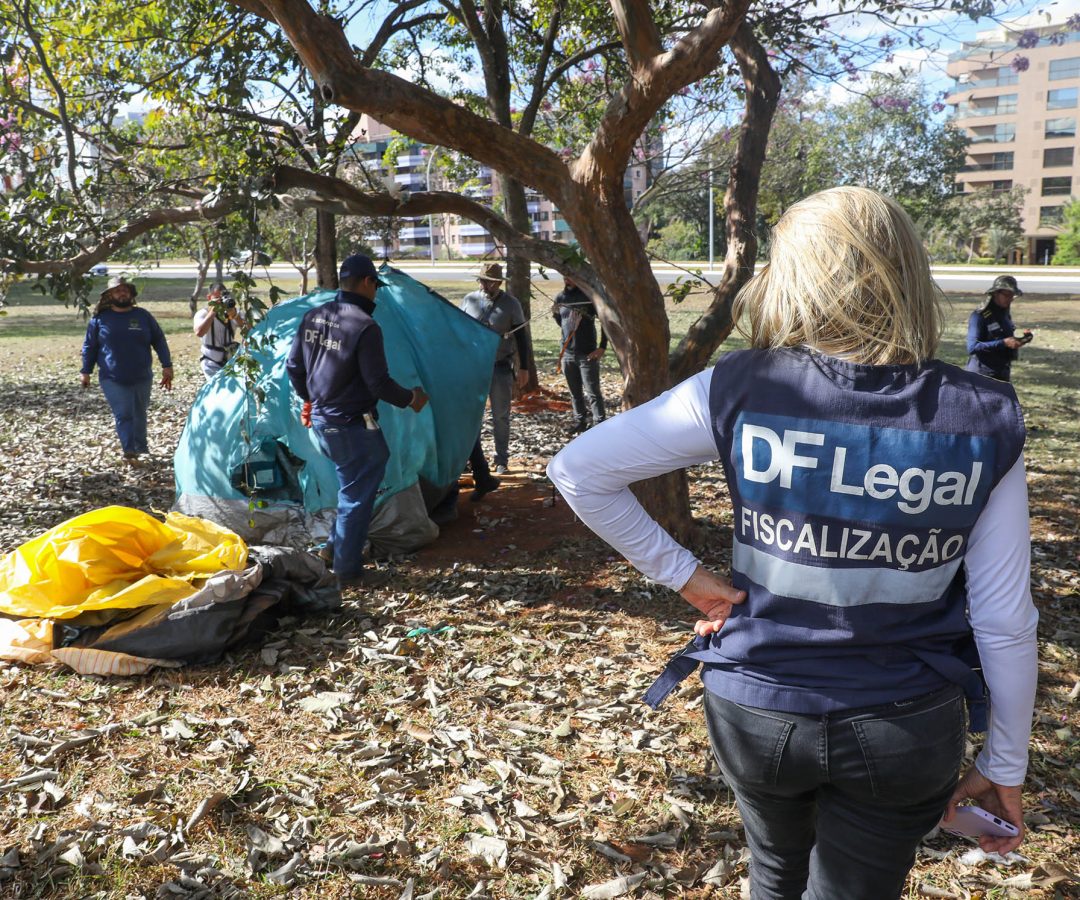 GDF promove ação de acolhimento para pessoas em situação de rua em Taguatinga