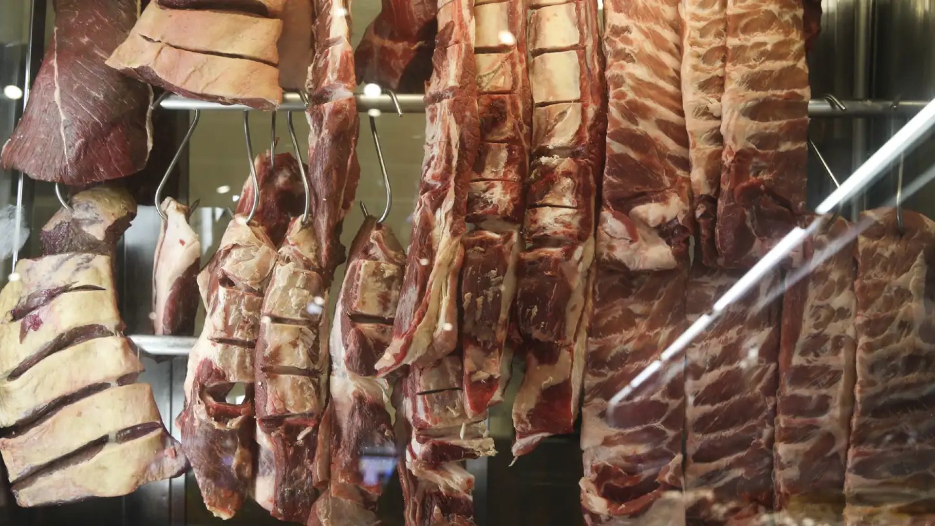 Cota chinesa faz exportação de carne bovina recuar 27,1% em agosto