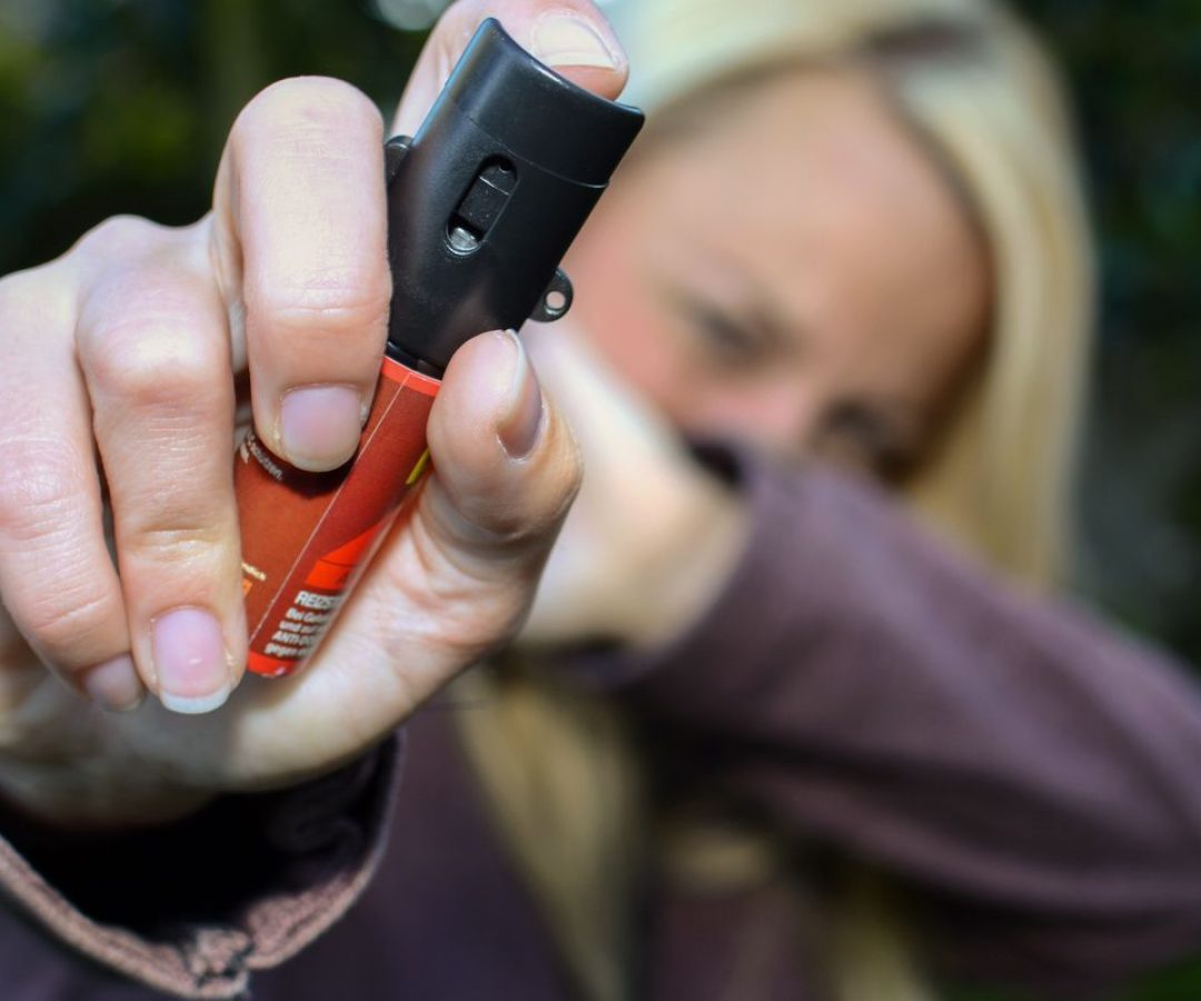 Spray de pimenta para mulher é medida paliativa, diz promotora