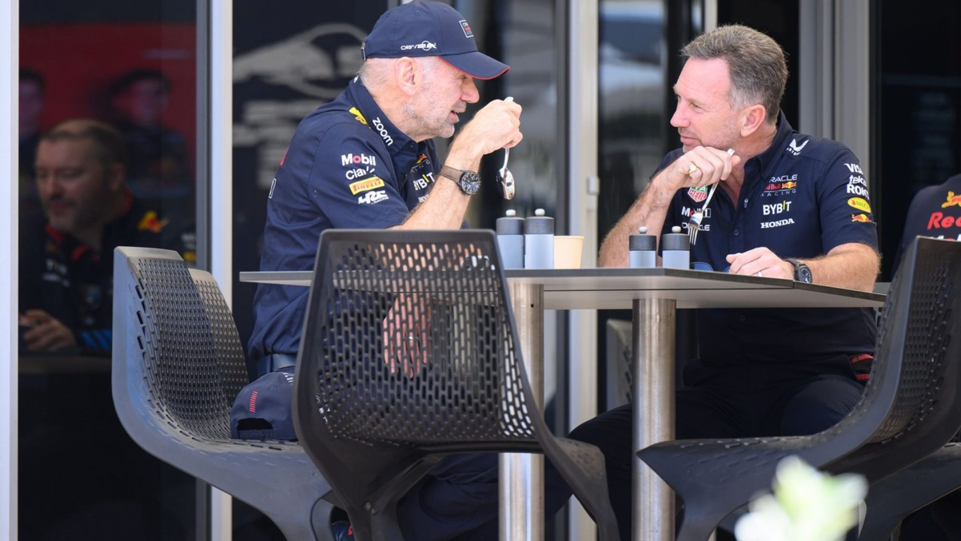 F1:Horner visitou fábrica da Aston com Newey, diz mídia britânica