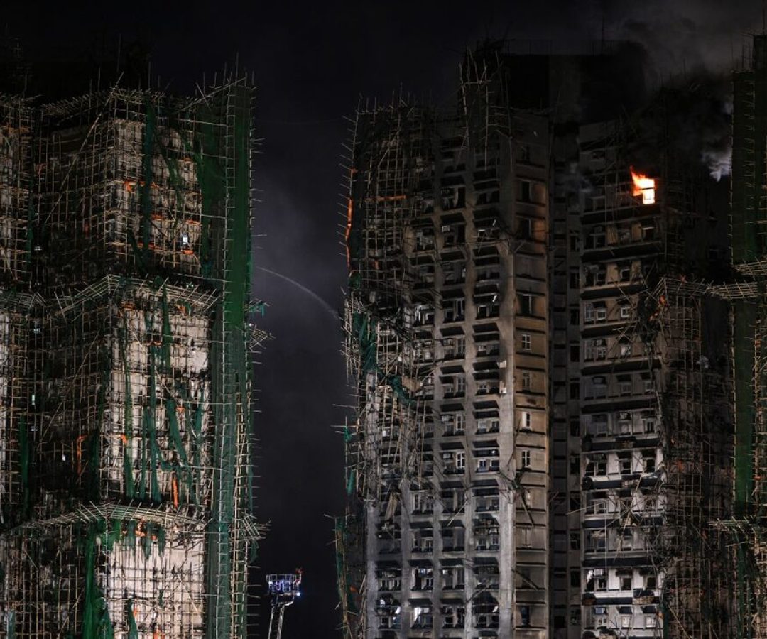 afp-20251127-86dl9y7-v3-midres-topshothongkongchinafire.jpg