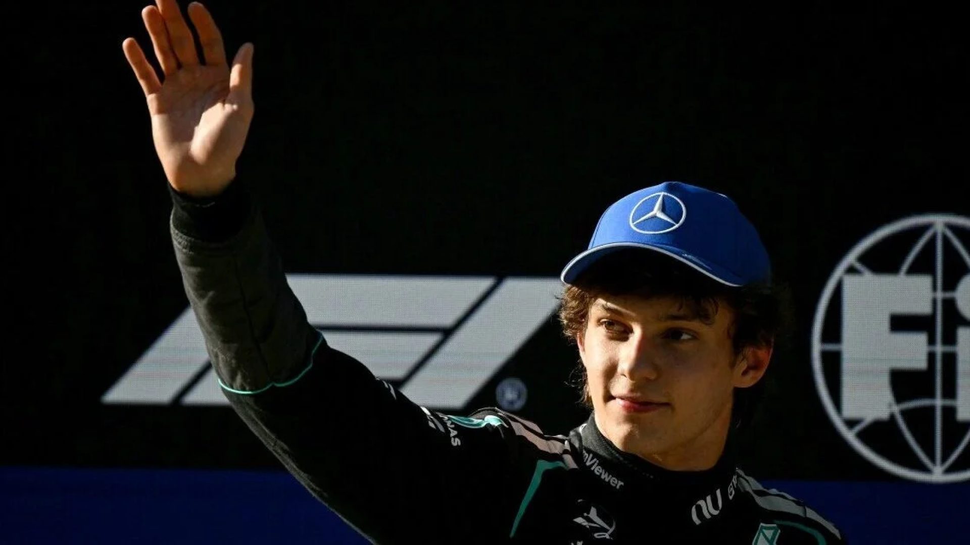 Kimi Antonelli conquista pole no Grande Prêmio do Reino Unido
