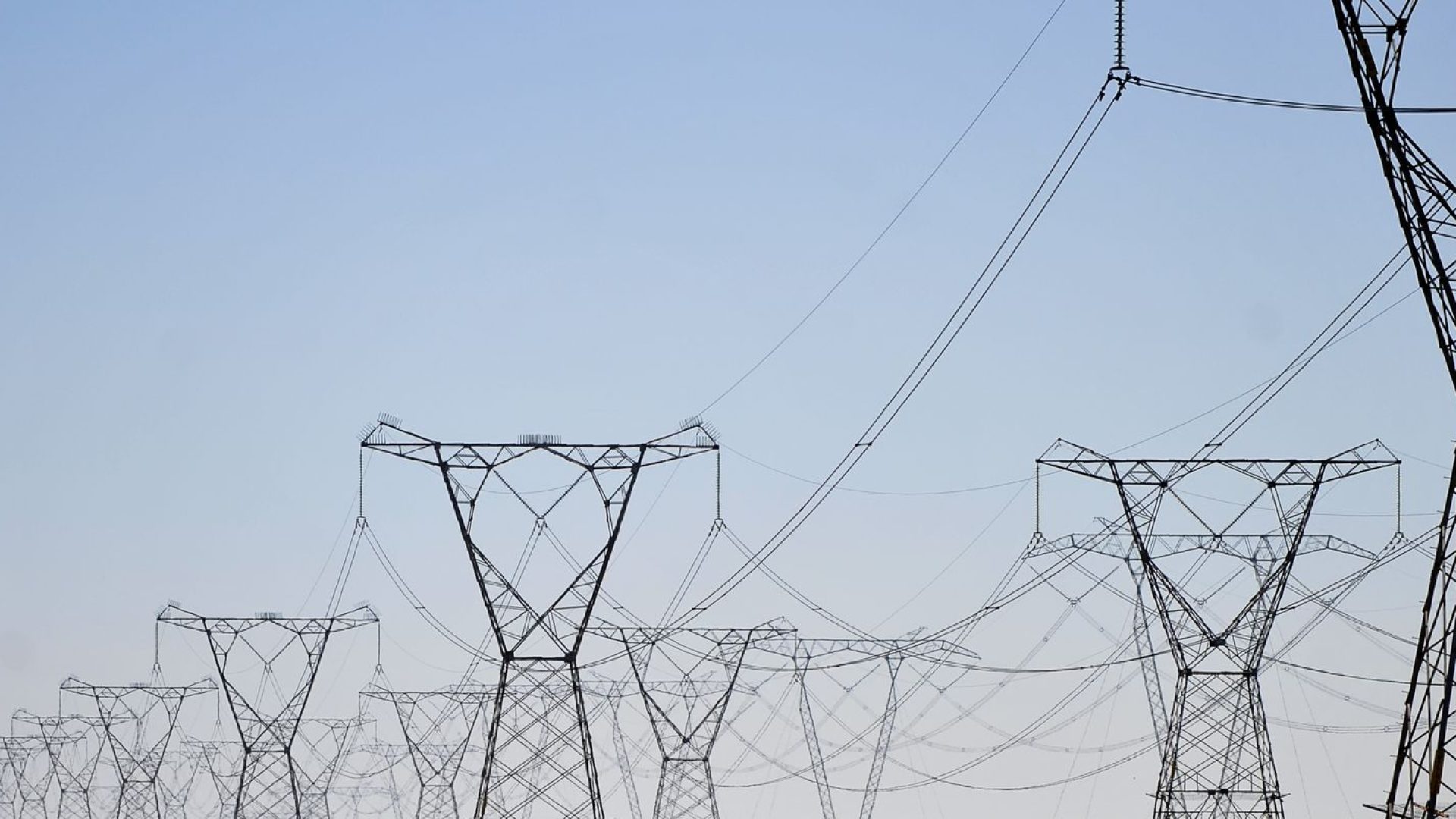 ONS suspende geração excedente de energia pela segunda vez no ano