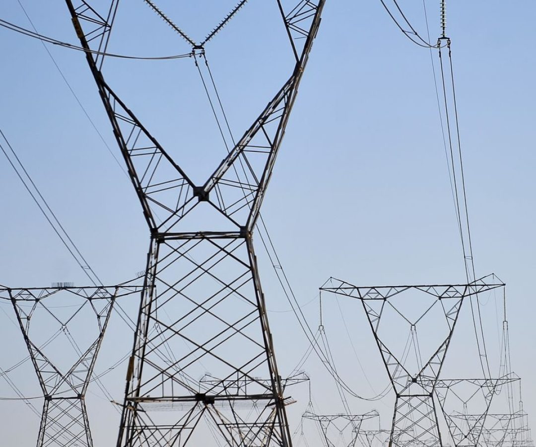 Aneel leiloa cinco lotes de linhas de transmissão de energia