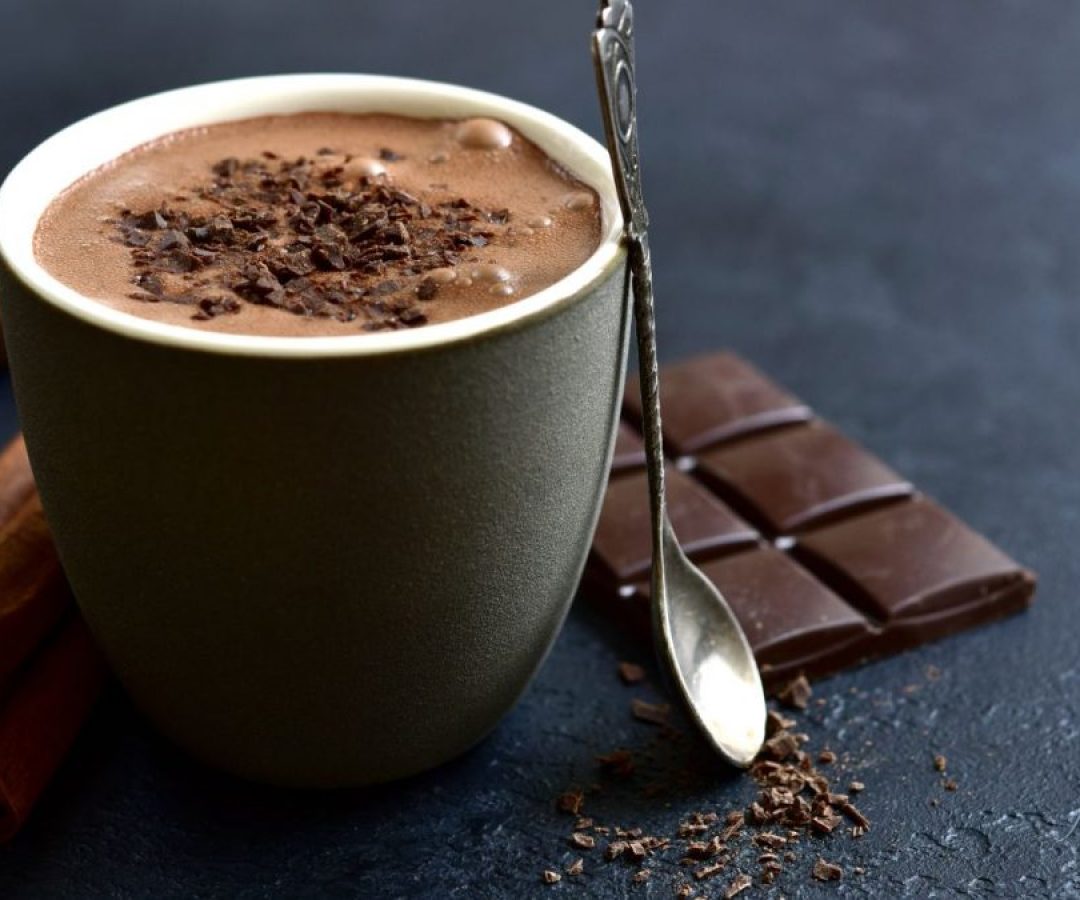 um atinge novo pico em cinco meses e meio; o outro salta 5%