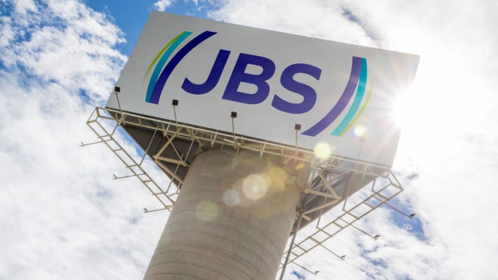 Lucro da JBS é de R$ 3,84 Bi no 3º Tri; Companhia Aprova Dividendos de R$ 2,2 Bi