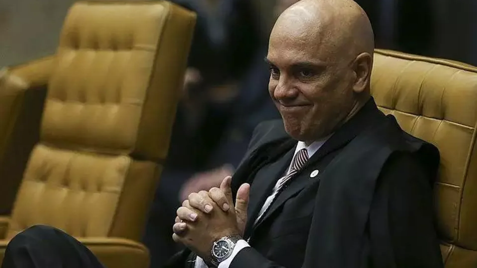 Moraes manda devolver à PF armas apreendidas com réu da tentativa de golpe