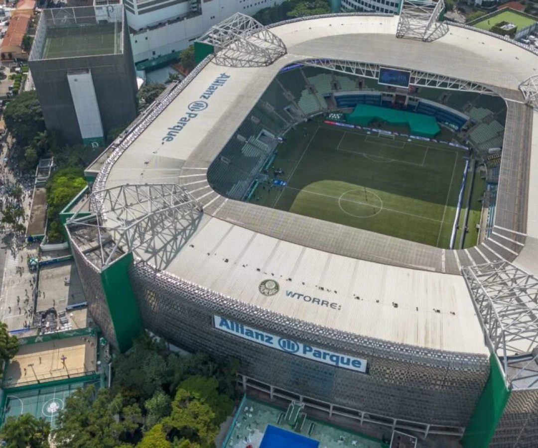 Palmeiras pode voltar a jogar no Allianz após Fifa aprovar troca de gramado sintético