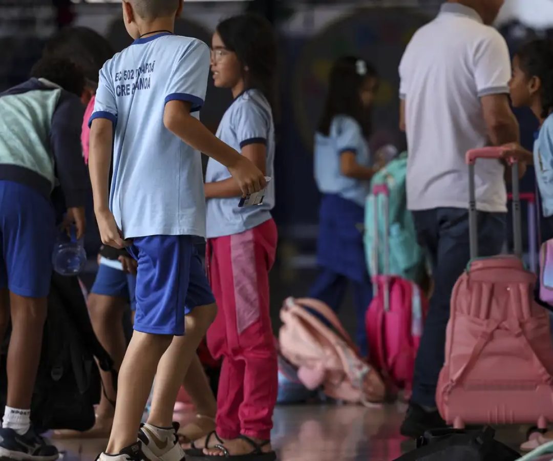 Um em cada quatro alunos da rede pública estuda em tempo integral