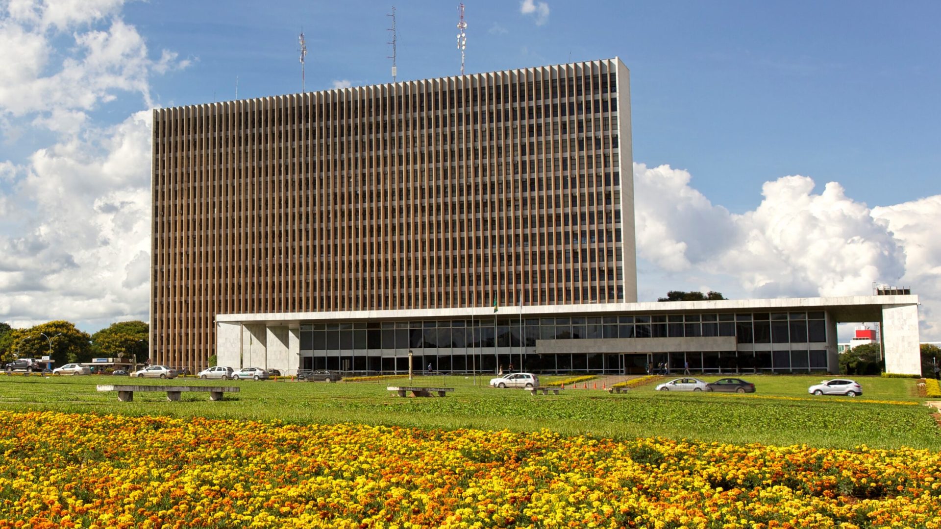 GDF decreta ponto facultativo no dia 2 de janeiro de 2026