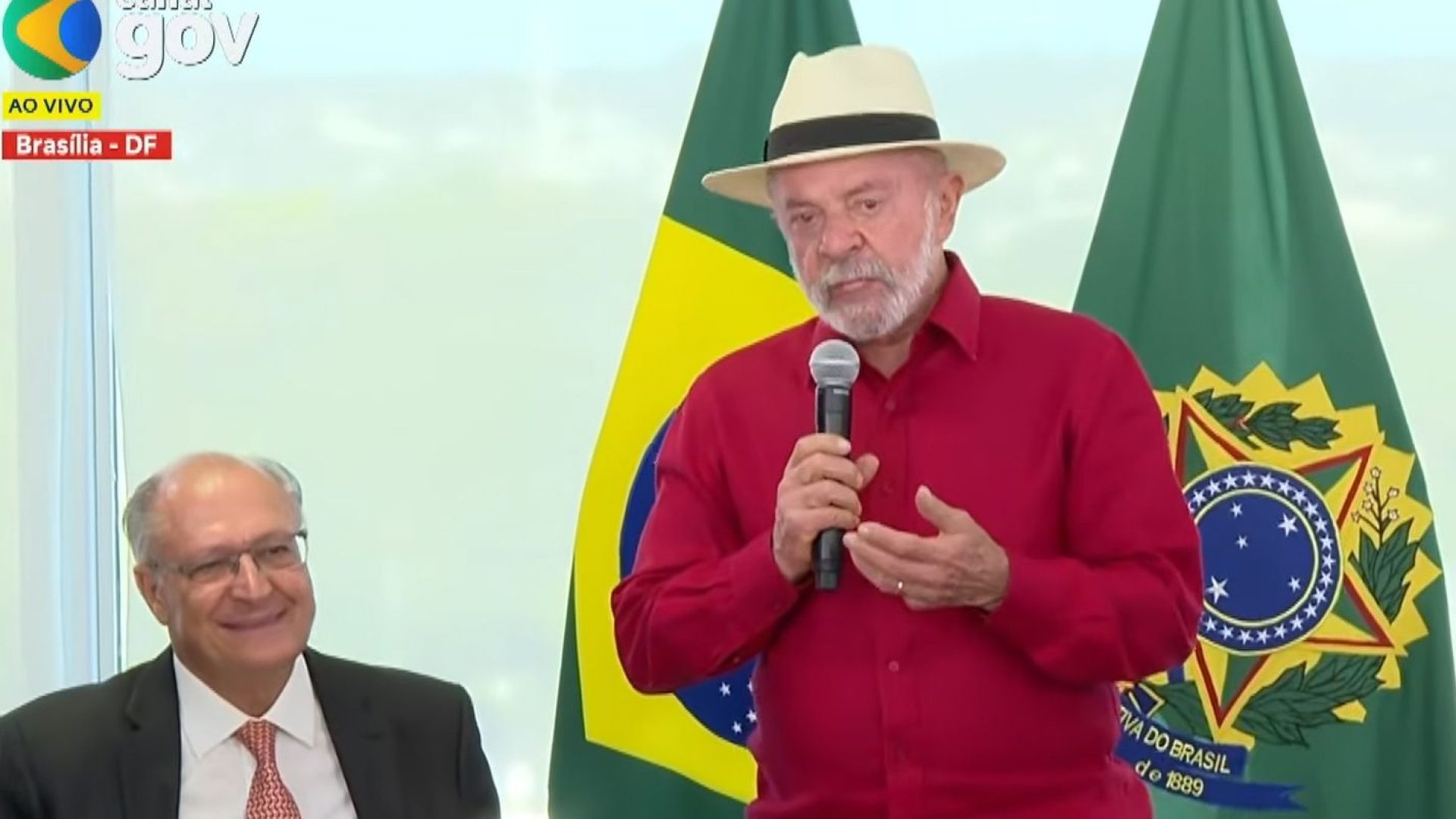 Governo melhora condições e dobra crédito para compra de caminhões