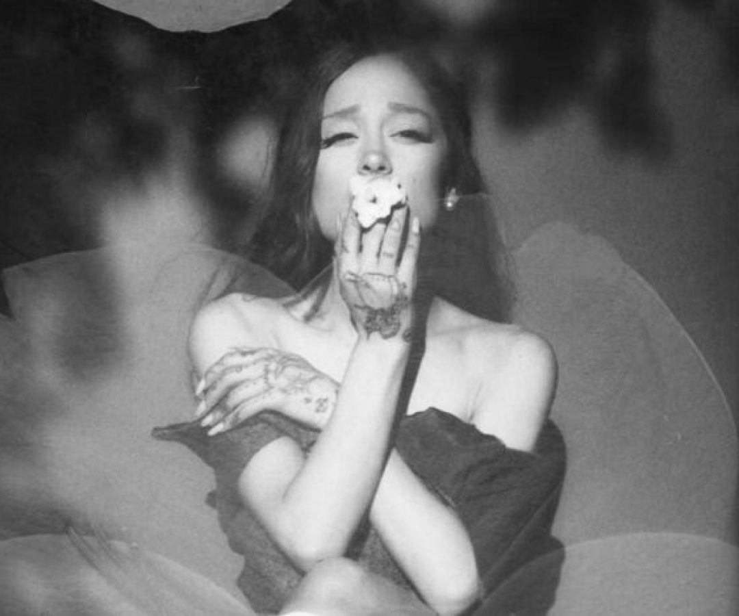 Ariana Grande anuncia primeiro single do álbum “Petal”