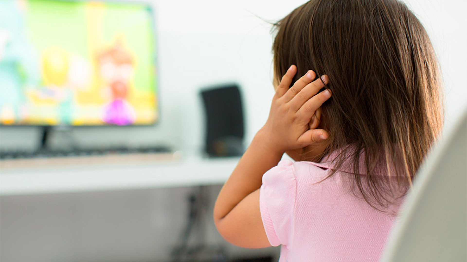 Projeto prevê que SUS fornecerá abafador de ruído para pessoa com autismo — Senado Notícias