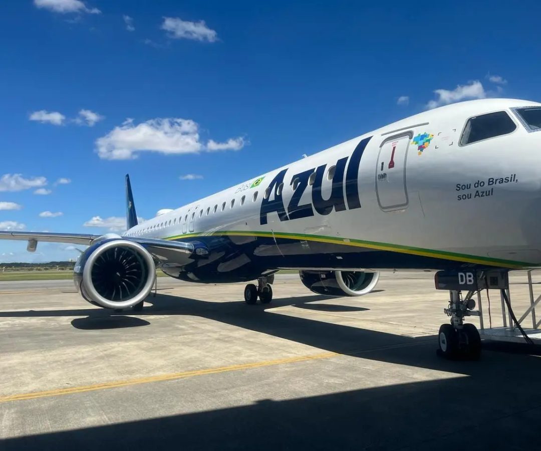 Azul fecha acordo global com Comitê de credores para plano de reorganização