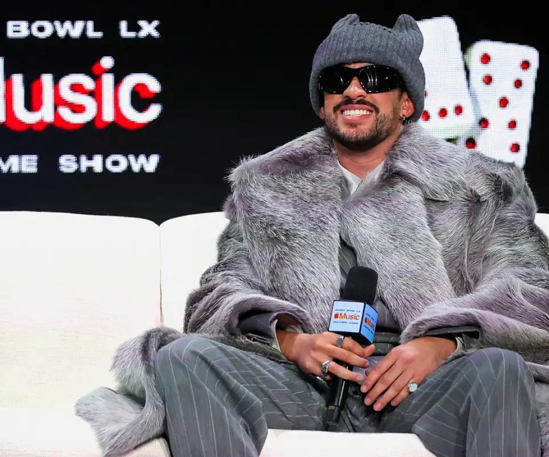 Final do futebol americano vira festa multicultural pró-imigrantes