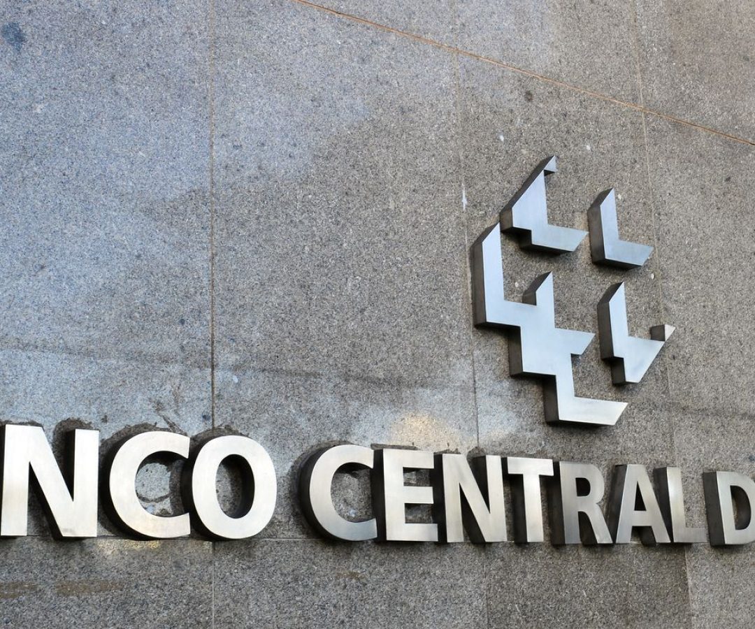 Contas externas têm saldo negativo de US$ 5,1 bilhões em outubro