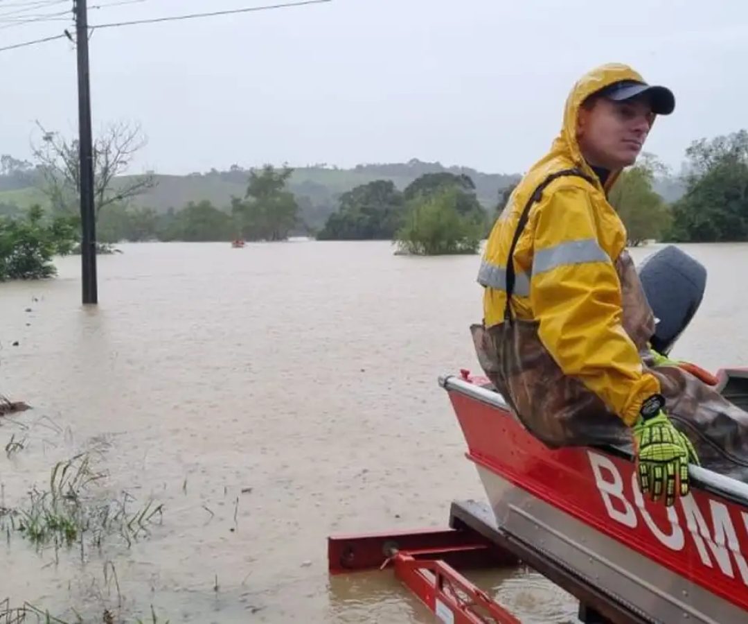 Ciclone extratropical se intensifica em Santa Catarina
