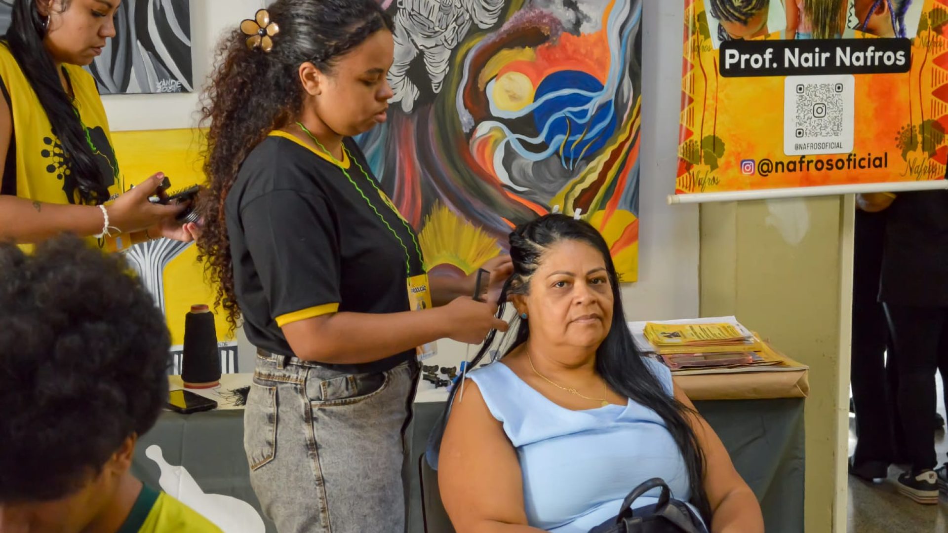 Trançando Consciência convoca trancistas e impulsiona o mercado da beleza em Ceilândia