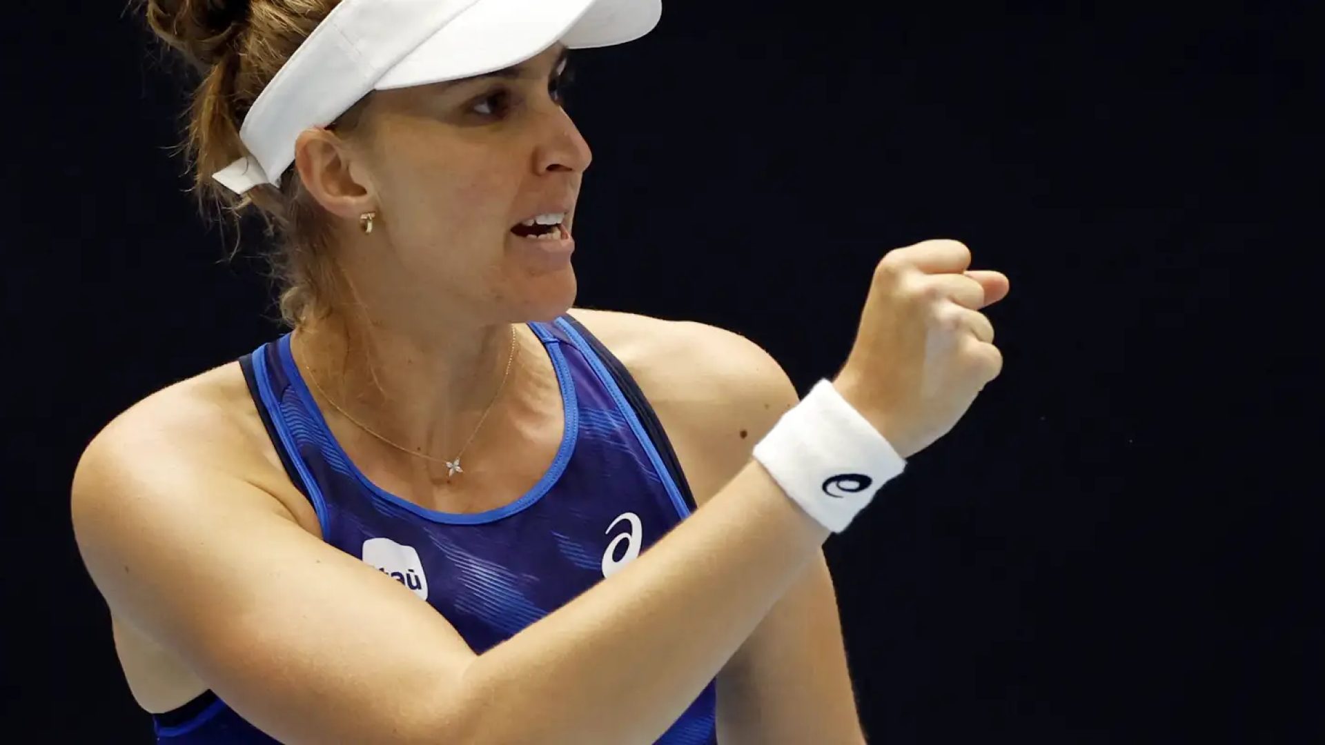 Roland Garros: Bia Haddad e Demoliner vencem estreias nas duplas