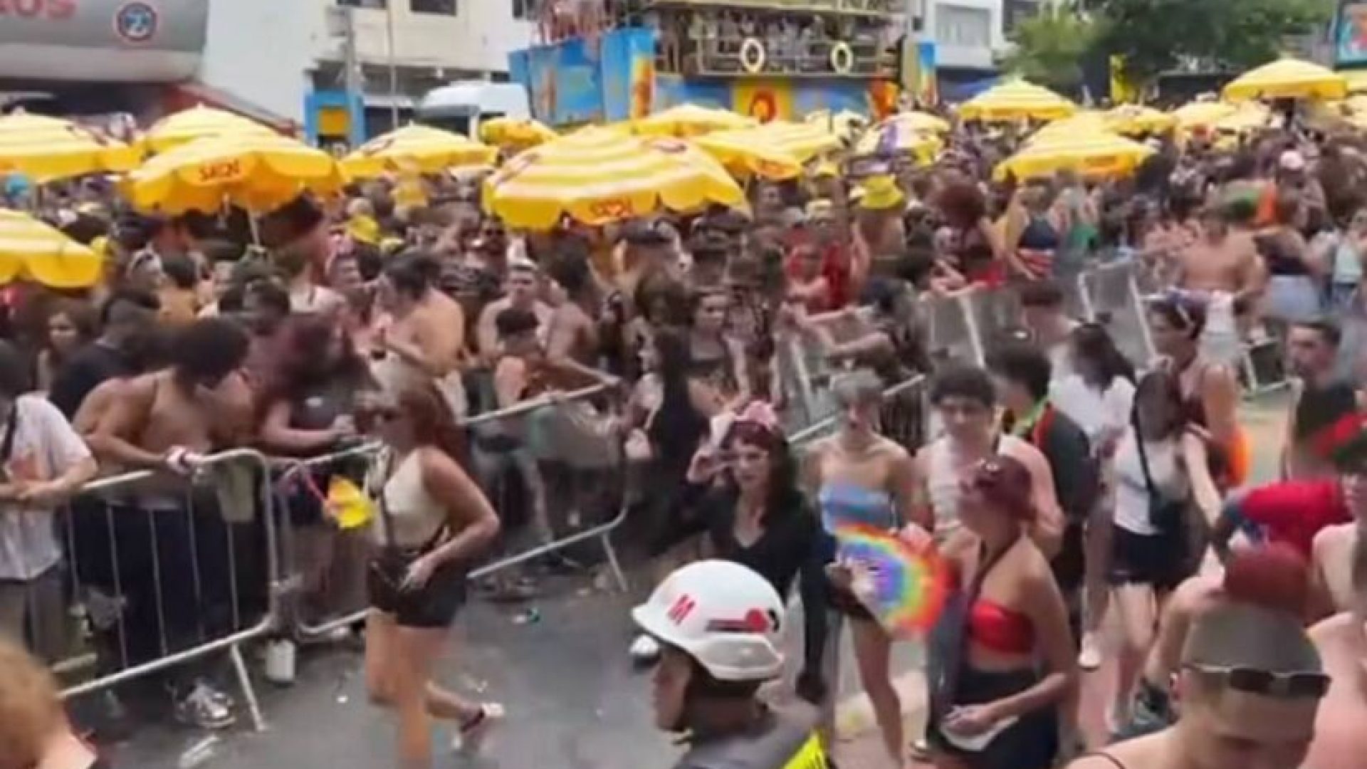 Prefeitura de SP contraria própria regra ao liberar bloco que teve tumulto