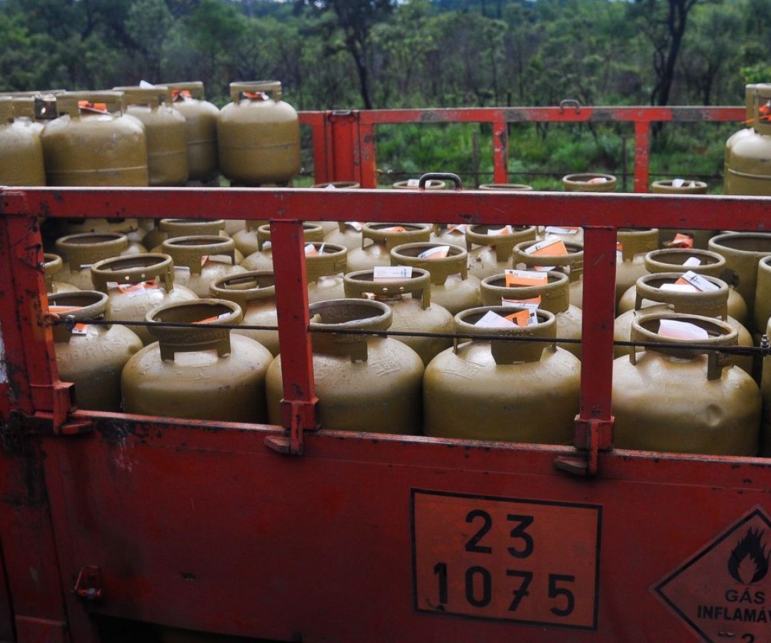 Beneficiários com NIS final 5 recebem Auxílio Gás nesta terça-feira